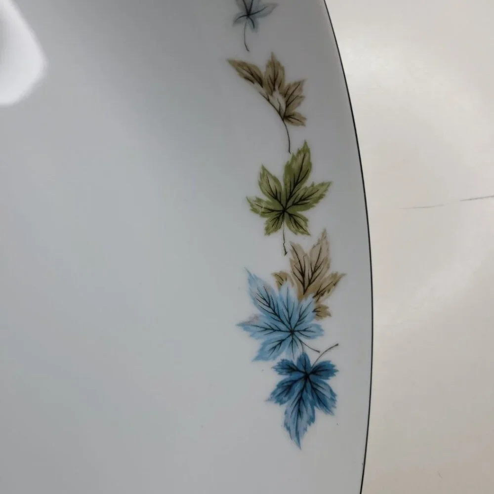 Grant Crest Four Seasons Fine China Japan Serving Bowl 9 Inch‎ Blue Leaves